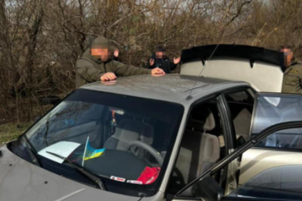 Правоохоронці дізналися, як в Одеській області "тероборонівець" заробляв на ухилянтах / фото facebook.com/dbr.gov.ua Правоохоронці дізналися, як в Одеській області "тероборонівець" заробляв на ухилянтах / фото facebook.com/dbr.gov.ua