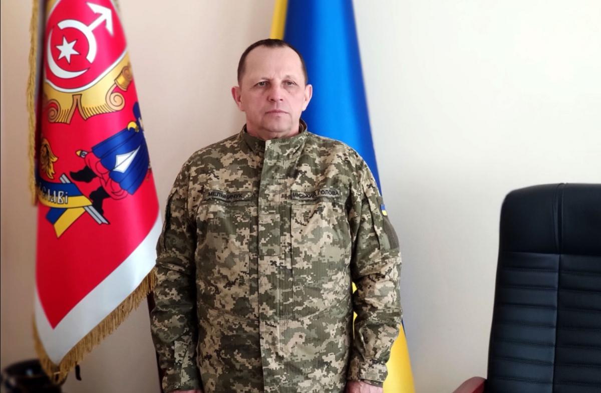 Мер Старокостянтинова заявив про удар окупантами по аеродрому / фото Facebook / Микола Мельничук Мер Старокостянтинова заявив про удар окупантами по аеродрому / фото Facebook / Микола Мельничук