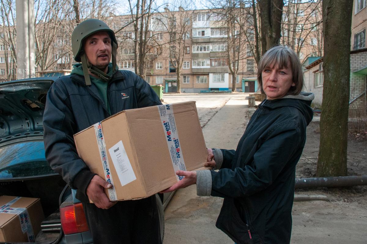 Експерти кажуть, що було б непогано бронювати волонтерів від служби / фото УНІАН, Андрій Марієнко Експерти кажуть, що було б непогано бронювати волонтерів від служби / фото УНІАН, Андрій Марієнко