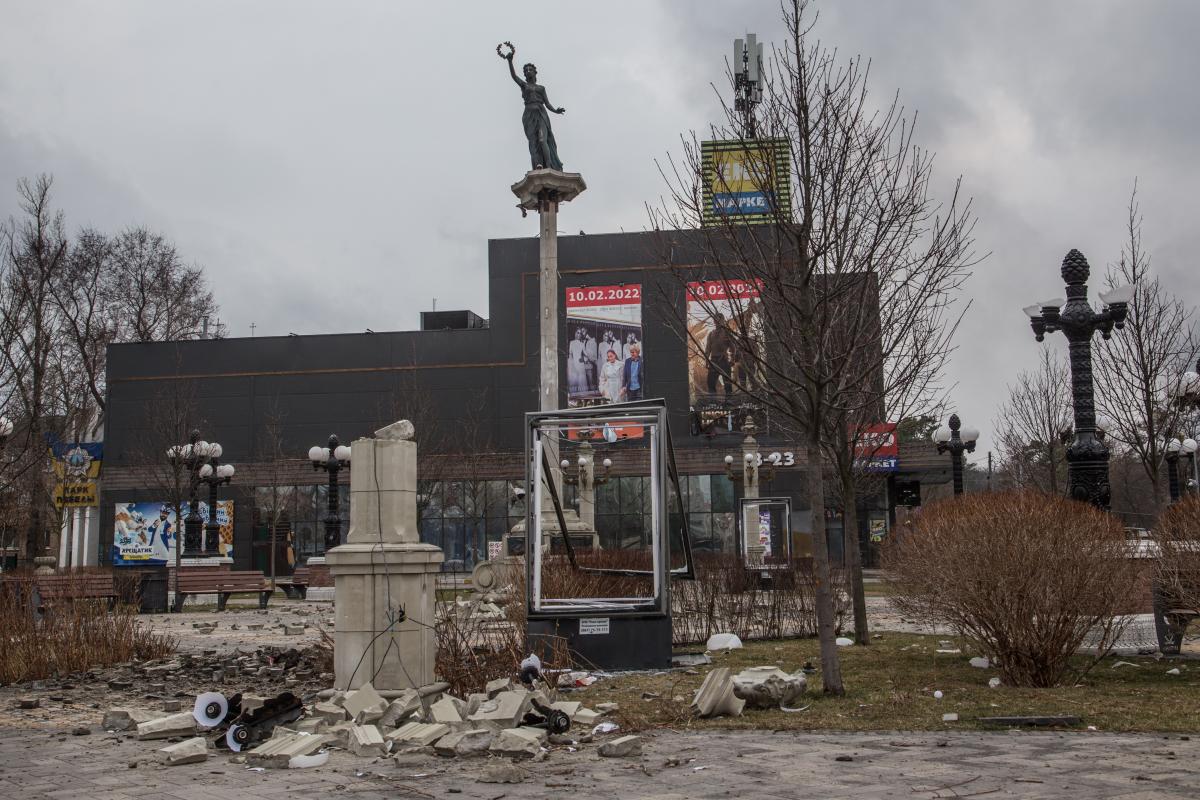 Под Киевом враг отступает и несет значительные потери / фото УНИАН (Александр Ратушняк)
