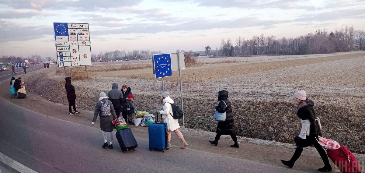 В ООН запрашивают 5,6 миллиарда долларов на помощь украинским беженцам за рубежом / фото УНИАН В ООН запрашивают 5,6 миллиарда долларов на помощь украинским беженцам за рубежом / фото УНИАН