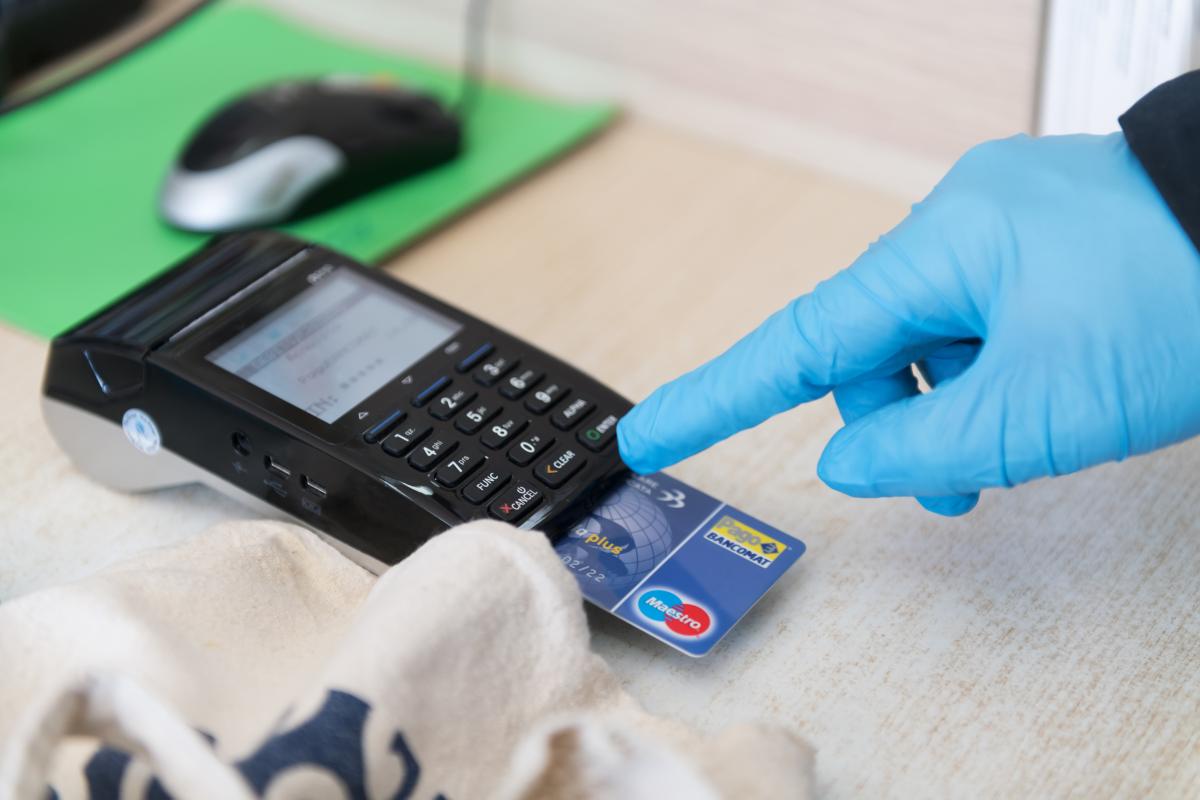 63% украинцев боятся замораживания счетов - опрос компании Active Group и информагентства Hronikers 63% украинцев боятся замораживания счетов - опрос компании Active Group и информагентства Hronikers