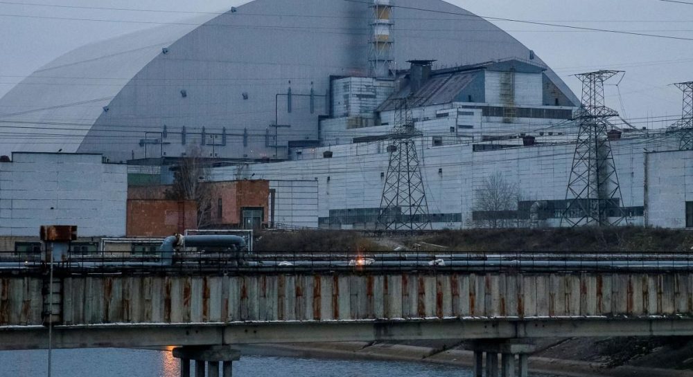 Chernobyl’s Protective Arch Ignites New Problem: Overlooked Military Threat Exposed – NYT