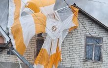 Бомбил мирный город: летчика со сбитого в Чернигове самолета РФ допросили (видео)