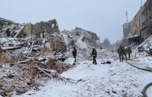 Войска РФ сбросили бомбы на военный городок в Харькове: есть жертвы