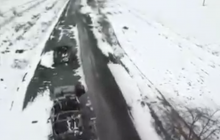 На Харьковщине военные превратили в груду металлолома колонну российской техники (видео)