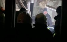 Авиация врага нанесла удар по жилым домам на Сумщине: из-под завалов спасли людей (видео)