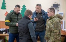 "Працює вся логістика": Кличко показав роботу гуманітарного штабу столиці