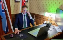 Один из министров британского правительства будет принимать у себя дома украинских беженцев