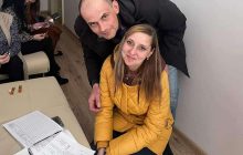 На Прикарпатье пара поженилась в убежище под звуки сирены (фото)