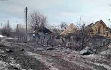 В Тростянце на Сумщине - масштабный пожар, его не могут потушить из-за боев (видео)