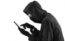 Вовк в українській шкурі: як розпізнати шахраїв і диверсантів у чатах