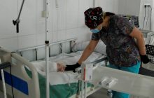 У Маріуполі російський окупант вистрелив в обличчя 11-річній дівчинці, вона чудом вижила (відео)