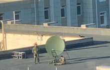 Війна в Україні: в Енергодарі окупанти встановили супутникову тарілку для пропаганди