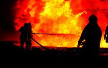 Президент заявив, що Україна відповідатиме на ракетні удари по нафтобазах