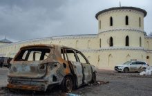 На Сумщине разминируют Тростянец: люди все еще подрываются на растяжках (видео)