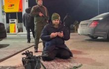 Пропагандисти зганьбилися фото "молитви Кадирова в Україні" з російської АЗС