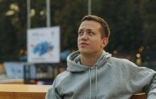 Блогер Алексей Дурнев впервые похвастался новым жильем в Киеве - фото