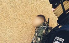 На Киевщине мужчины с автоматами разоружили патрульных полицейских – зачинщика задержали