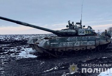 Под Харьковом полиция уничтожила два российских танка на оккупированной врагом территории