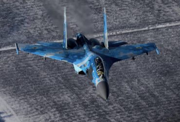 Жданов объяснил, насколько тяжело переучить пилота с советского на западные самолеты