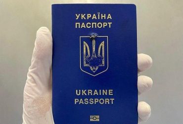 У Маріуполі паспорт врятував життя 16-річному українцю (фото)