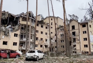 В сети показали мрачные последствия обстрела Ирпеня оккупантами (видео)