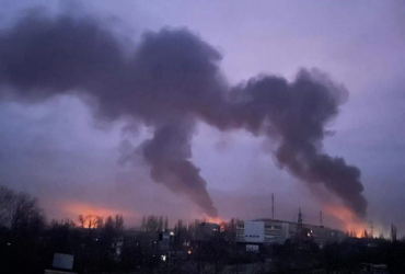 Росія вгатила по Миколаєву із реактивних систем залпового вогню Смерч (відео)