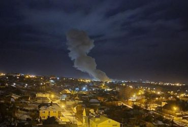 Россия авиабомбами уничтожала жилые дома в Сумах, среди погибших дети (видео)