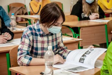 В МОН предлагают отменить в этом году сдачу ГИА и ВНО