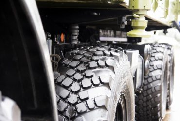 КамАЗ зіткнувся з дефіцитом запчастин після нових санкцій проти Росії