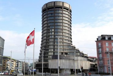 Світова економіка на порозі найбільших проблем в історії - BIS