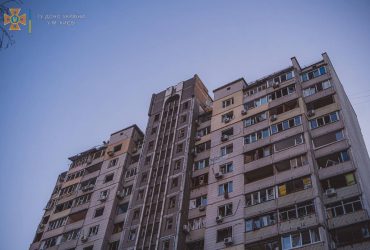 Ранковий ракетний удар зруйнував дві багатоповерхівки на Лівому березі Києва, є жертви