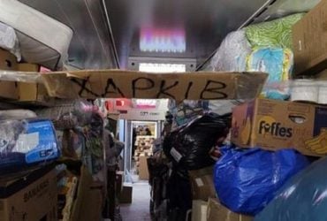 Укрзалізниця перевезла майже тисячу вантажних вагонів гумдопомоги, задіяні й пасажирські вагони