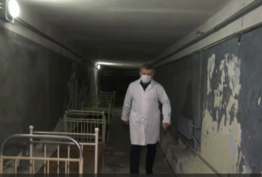 Якщо їх спустити в укриття, вони помруть: як працює ковідна лікарня в Харкові (відео)