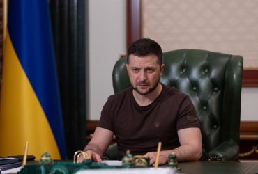 Зеленский раскритиковал генсека ООН за решение посетить Россию перед Украиной