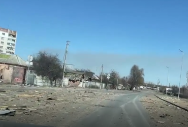 В селі під Черніговом російські окупанти місяць тримали в підвалі школи понад 300 людей