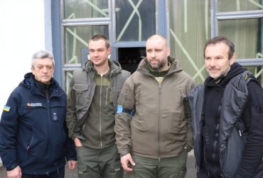 Лідер гурту Океан Ельзи підтримав військових на Харківщині