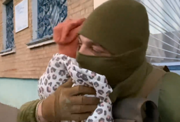 7-річна українка пожертвувала мрією заради допомоги захиснику країни (відео)