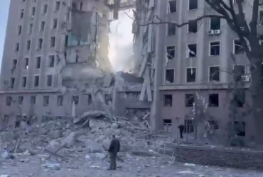 Удар по Миколаєву: опубліковано відео моторошних наслідків атаки