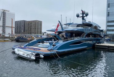 Російський олігарх програв суд у Великій Британії через арешт суперяхти