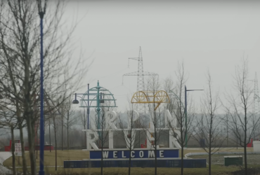 Разбитые дома и тела на улицах: появилось видео из разрушенного Россией Ирпеня