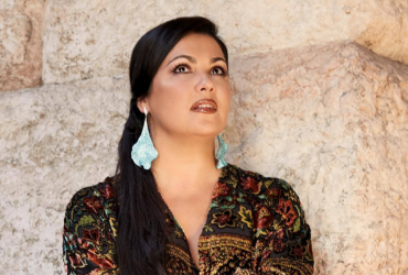 Оперна співачка з РФ і довірена особа Путіна раптово засудила війну в Україні