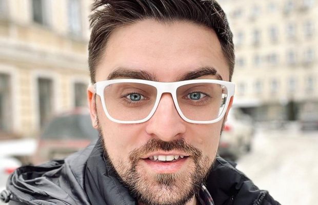 Шоумен JULIK: Верю, что вскоре кровавый диктатор Путин получит по заслугам