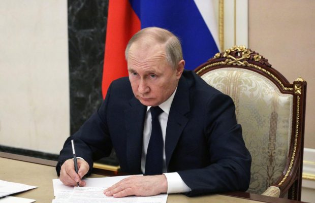 Астролог назвав хороший час для повалення Путіна в Росії