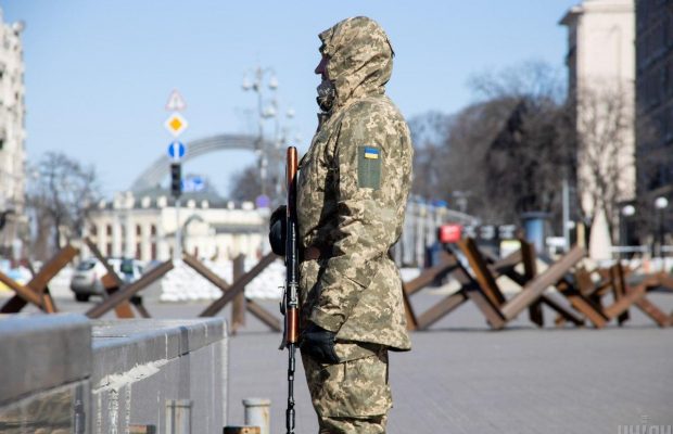 Какие документы проверяют на блокпостах и как себя вести: важные правила