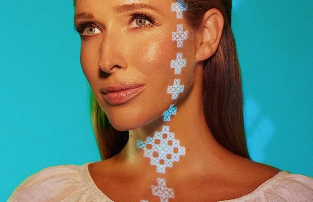 "Враг у нас жестокий и безжалостный": ведущая 1+1 Осадчая обратилась к мариупольцам