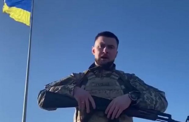 Рэпер Ярмак обратился к белорусам, которые пойдут на войну: придется убивать каждого