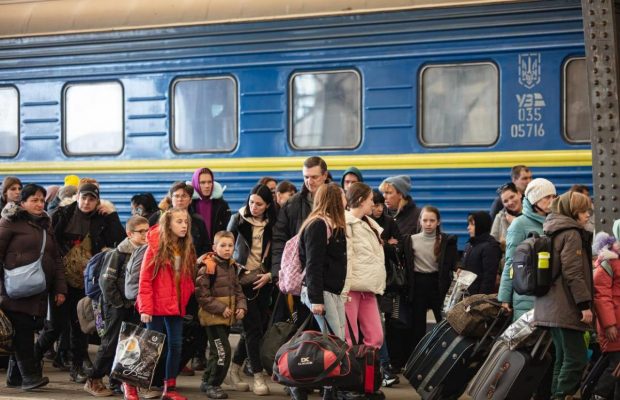 "Укрзалізниця" почала продаж квитків на поїзд Київ-Перемишль