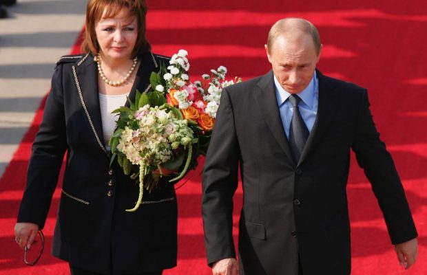Стиль Людмилы Путиной: что носила экс-жена "фюрера" (фото)